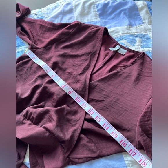 H&M Womens Burgundy Long Sleeve V-Neck Wrap Front Holiday Party Top Blouse 6 - Picture 8 of 9